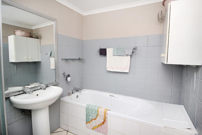 3 Bedroom Property for Sale in De Bakke Western Cape